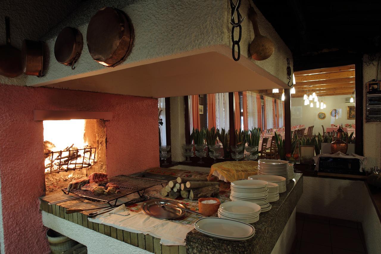 Ristorante Albergo Al Capitello Megliadino San Vitale 外观 照片